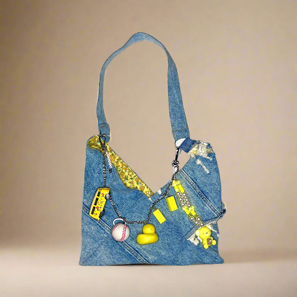 Small Tote with Chain