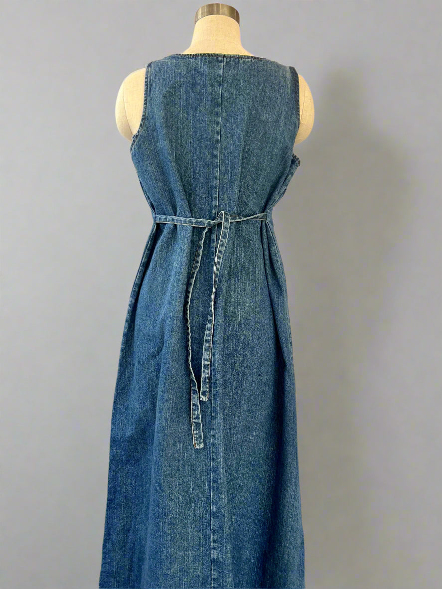 Denim dress with embroidery