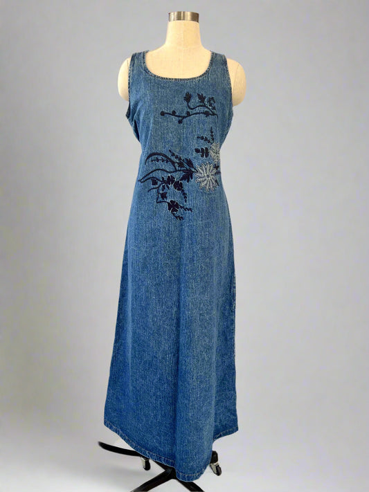 Denim dress with embroidery